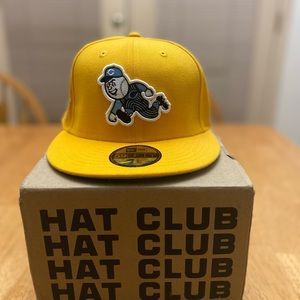 Cincinnati reds exclusive fitted size 7 1/4